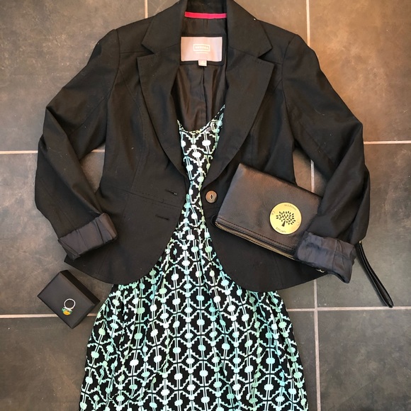 Fitted black blazer
